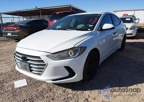 2017 Hyundai Elantra Se z USA, uszkodzony, nr VIN 5NPD84LF1HH015753